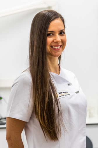 Ana Linde Clínica Dentistas Granada